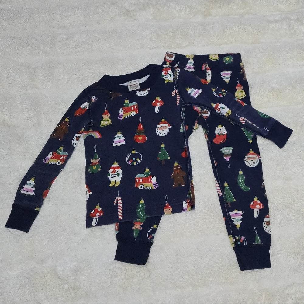 Hannah Andersson Christmas Winter Pajamas Size 4T